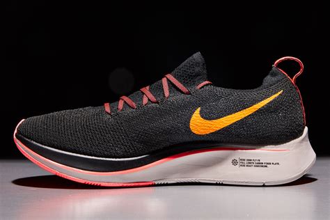 Nike Zoom Fly flyknit sneakers